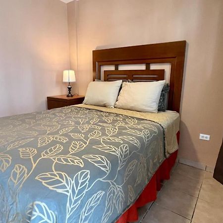 Del Bosque Tj Inn Tijuana Eksteriør bilde
