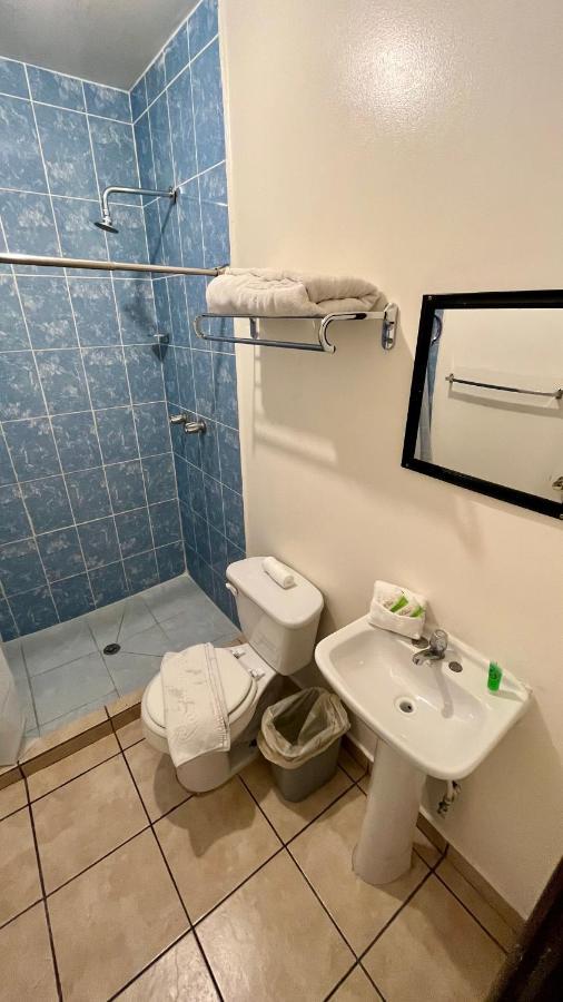 Del Bosque Tj Inn Tijuana Eksteriør bilde